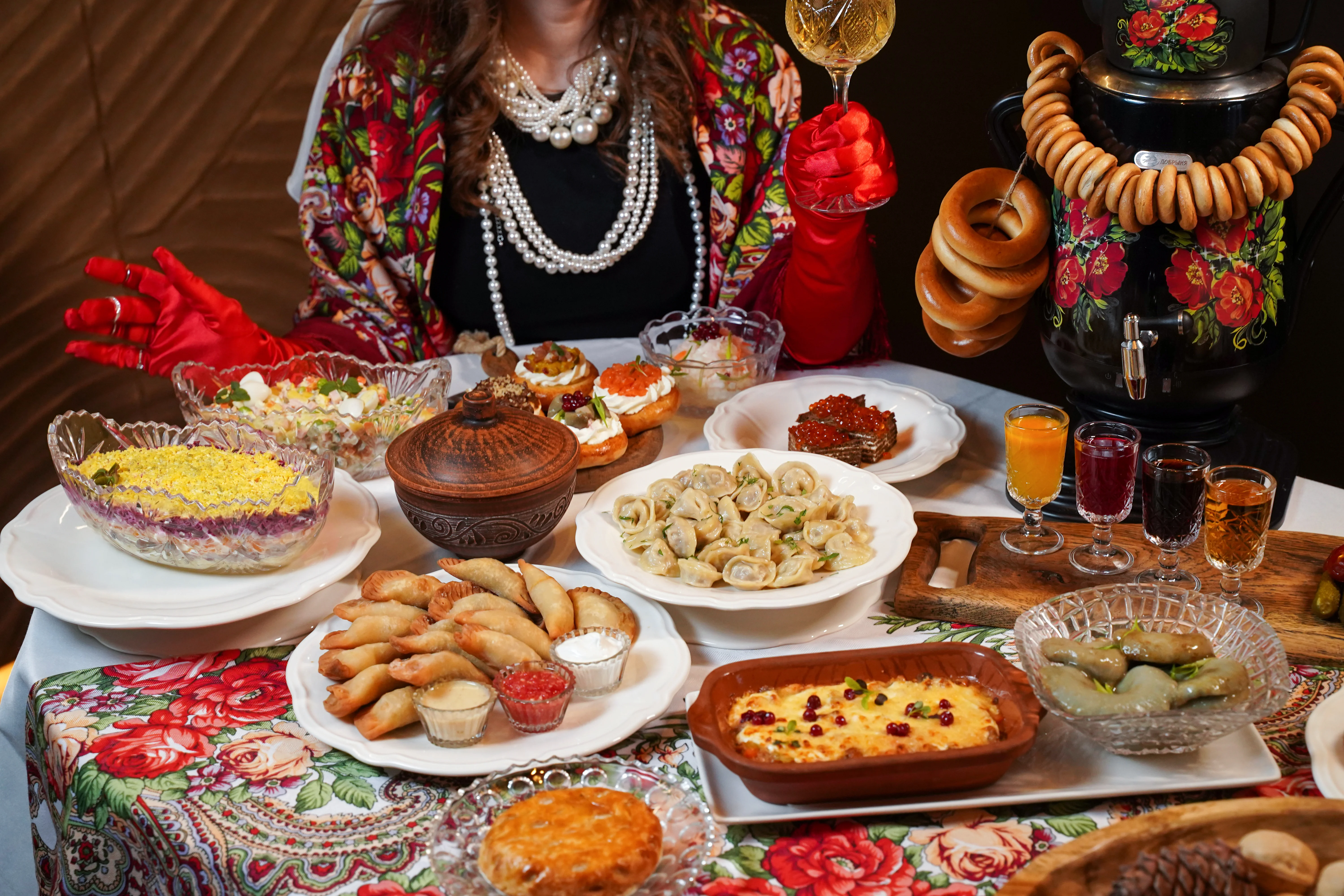 Ужин «А-ЛЯ РУС» в ресторане AurA Kitchen&Bar